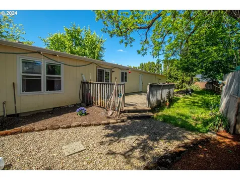 319 Hood Court Molalla OR 97038