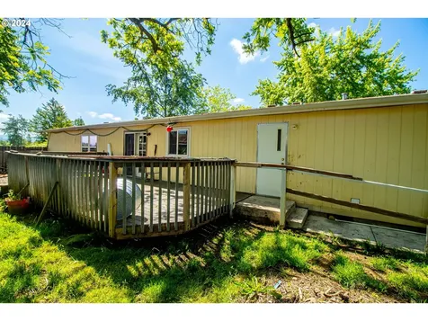 319 Hood Court Molalla OR 97038