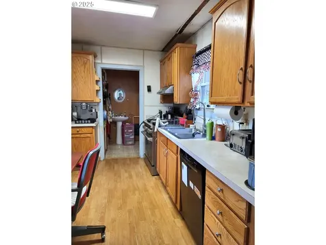 634 E Main Street Sheridan OR 97378