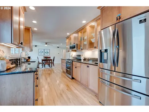 10320 Sw Homestead Lane Beaverton OR 97008