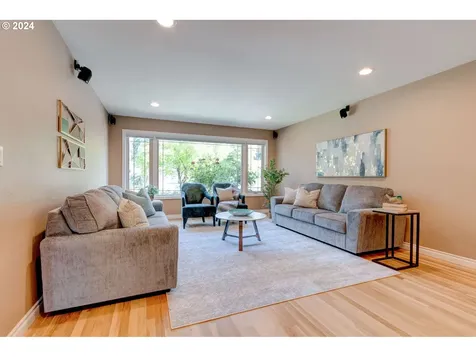 10320 Sw Homestead Lane Beaverton OR 97008