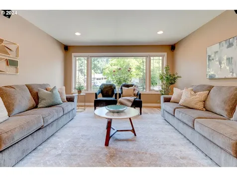 10320 Sw Homestead Lane Beaverton OR 97008