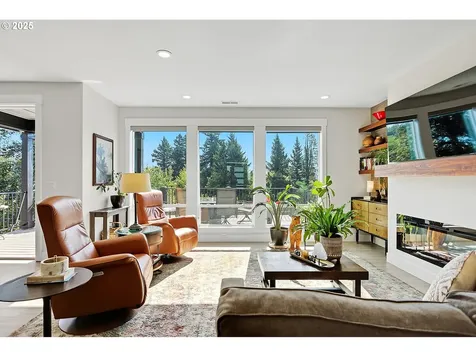 220 NE Lower Basso Circle Stevenson WA 98648