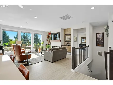 220 NE Lower Basso Circle Stevenson WA 98648