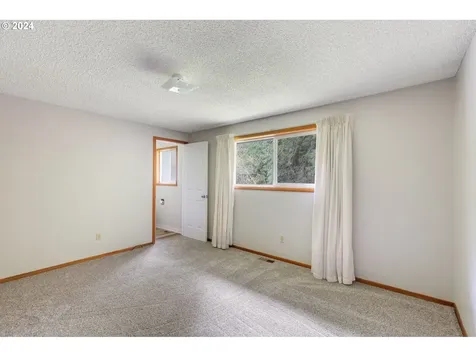 801 N 23rd Avenue Kelso WA 98626