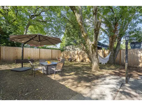 6105 N Delaware Avenue Portland OR 97217