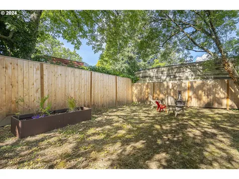 6105 N Delaware Avenue Portland OR 97217