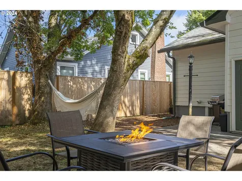 6105 N Delaware Avenue Portland OR 97217