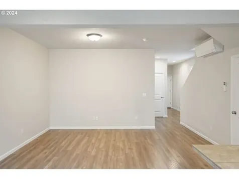 5718 Joynak Street S Salem OR 97306