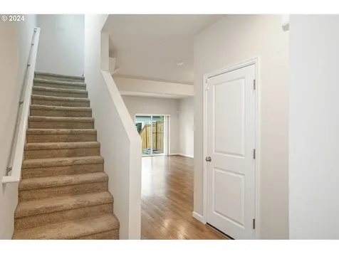 5718 Joynak Street S Salem OR 97306