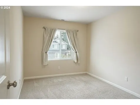 5718 Joynak Street S Salem OR 97306