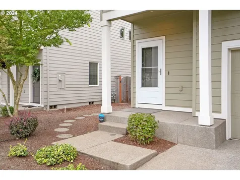 5718 Joynak Street S Salem OR 97306