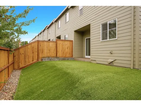 5718 Joynak Street S Salem OR 97306
