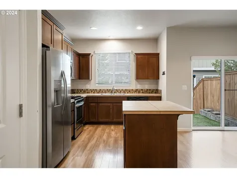 5718 Joynak Street S Salem OR 97306