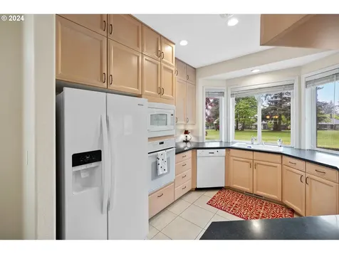 2716 Se Baypoint Drive Vancouver WA 98683