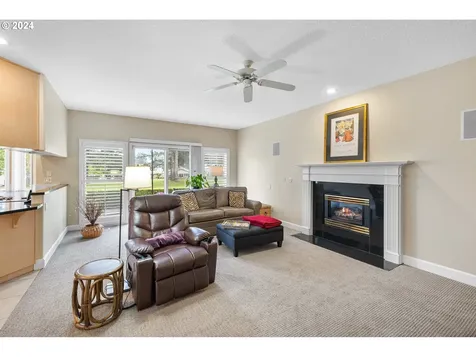 2716 Se Baypoint Drive Vancouver WA 98683