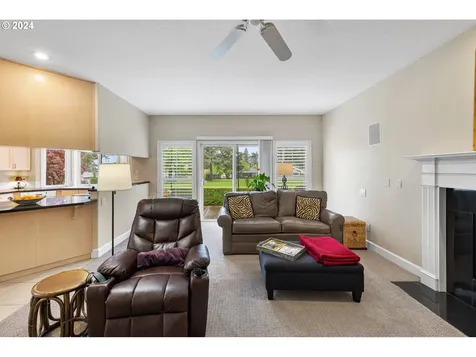 2716 Se Baypoint Drive Vancouver WA 98683