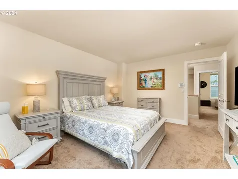 12870 SW Blue Heron Place Portland OR 97223