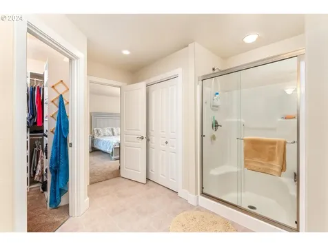 12870 SW Blue Heron Place Portland OR 97223