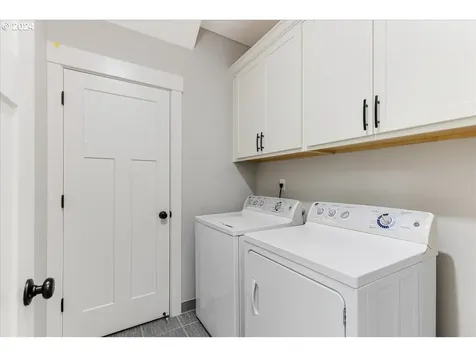 12613 Dotson Way Oregon City OR 97045