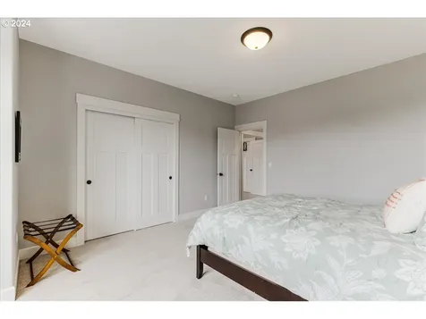 12613 Dotson Way Oregon City OR 97045