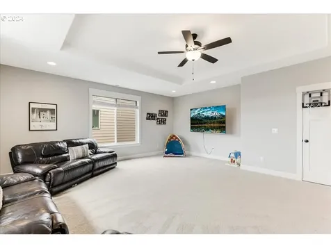 12613 Dotson Way Oregon City OR 97045
