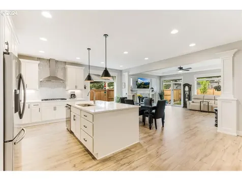 12613 Dotson Way Oregon City OR 97045