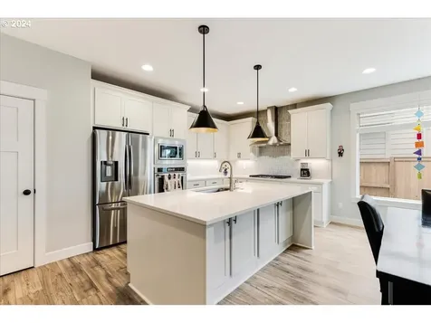 12613 Dotson Way Oregon City OR 97045