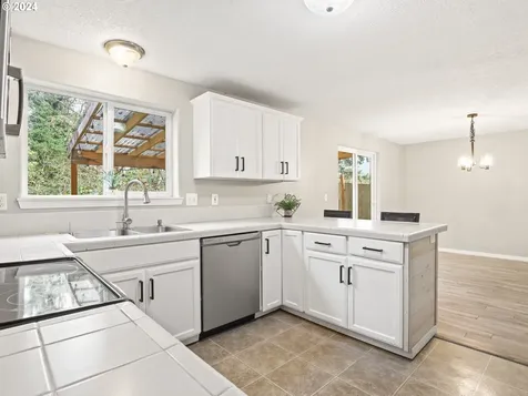 19420 Silverfox Parkway Oregon City OR 97045