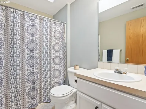 19420 Silverfox Parkway Oregon City OR 97045