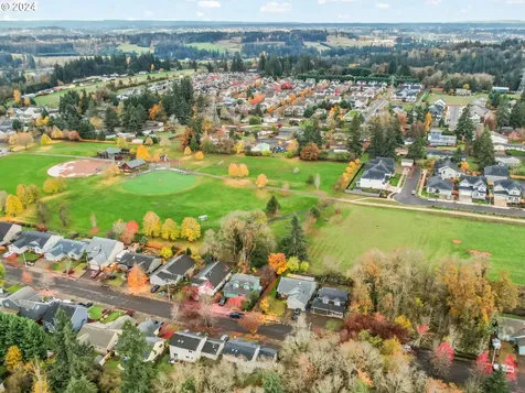 19420 Silverfox Parkway Oregon City OR 97045