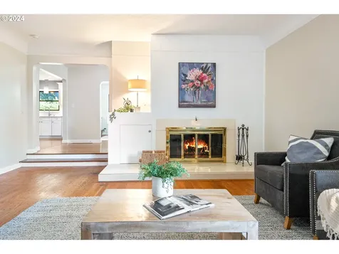 524 Ne 148th Avenue Portland OR 97230