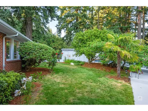 524 Ne 148th Avenue Portland OR 97230