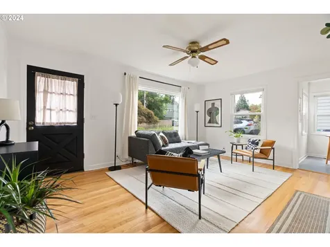 9037 N Trumbull Avenue Portland OR 97203