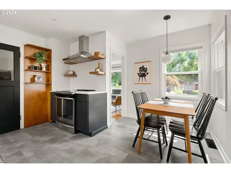 9037 N Trumbull Avenue Portland OR 97203