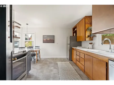 9037 N Trumbull Avenue Portland OR 97203