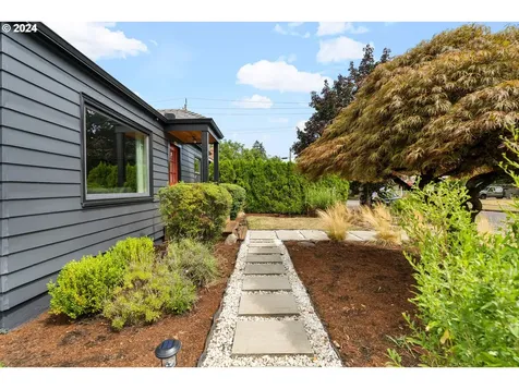 9037 N Trumbull Avenue Portland OR 97203