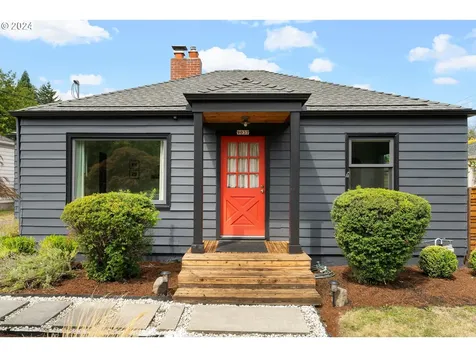 9037 N Trumbull Avenue Portland OR 97203