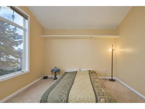 9335 SW Quinault Lane Tualatin OR 97062
