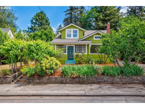 126 Se 52nd Avenue Portland OR 97215