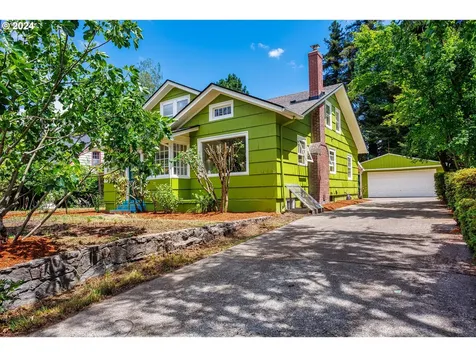 126 Se 52nd Avenue Portland OR 97215