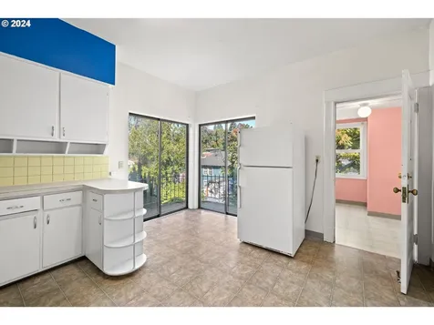 2425 Se Yamhill Street Portland OR 97214
