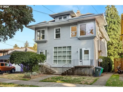 2425 Se Yamhill Street Portland OR 97214