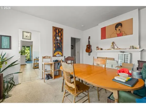 2425 Se Yamhill Street Portland OR 97214