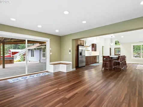 33125 SE Rainbow Road Estacada OR 97023