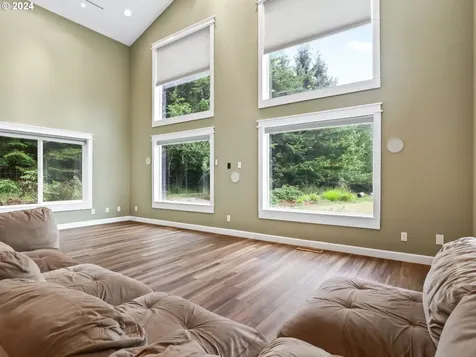 33125 SE Rainbow Road Estacada OR 97023