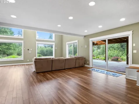 33125 SE Rainbow Road Estacada OR 97023