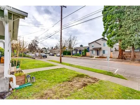 9325 N Central Street Portland OR 97203