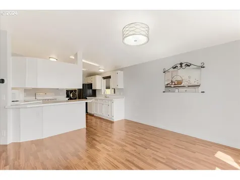 1302 Mountain View Drive Forest Grove OR 97116