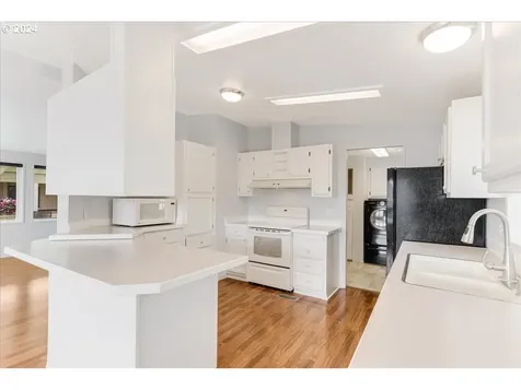 1302 Mountain View Drive Forest Grove OR 97116